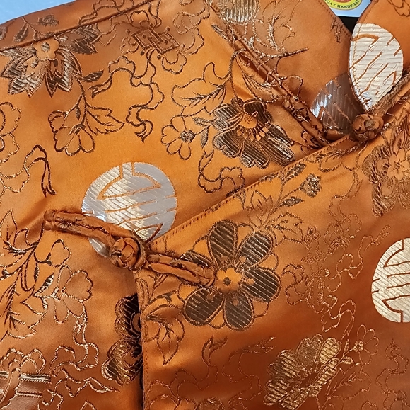 Norgay Handicrafts Embroidered Jacket - Picture 8 of 12